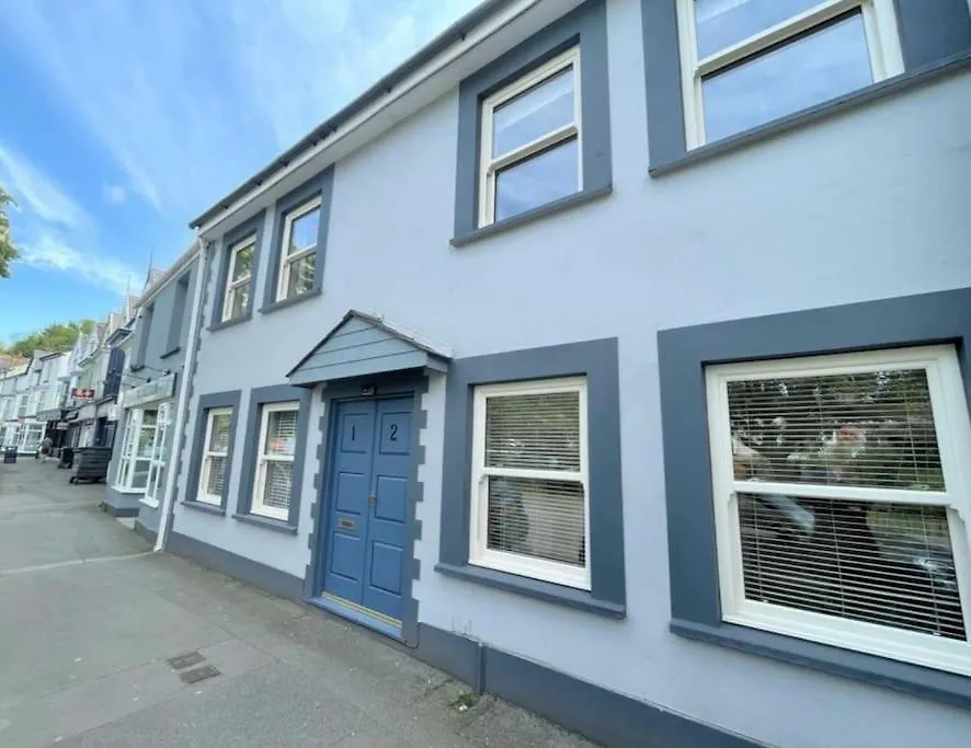 Apartment Central Mumbles Apartment, Properties By O & G, Incredible Location, Sleeps 4!
