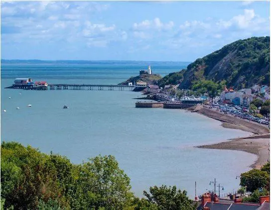 Central Mumbles Apartment, Properties By O & G, Incredible Location, Sleeps 4! United Kingdom